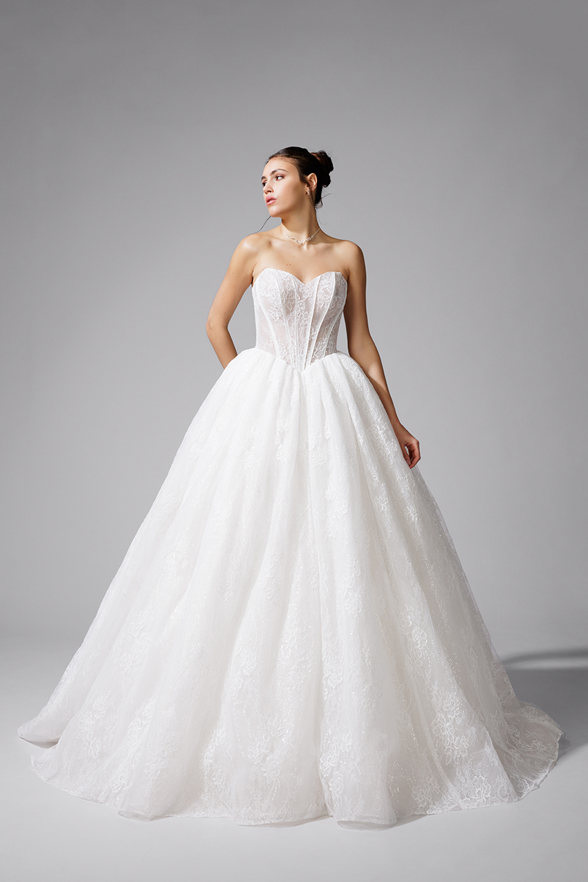 BEL22731_1 copie Robe de mariée princesse BEL22731 collection Bella 2027