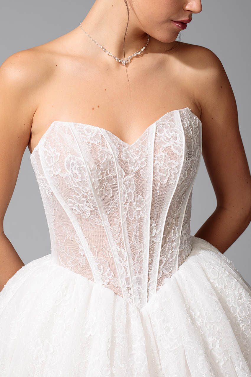 BEL22731_3 copie Robe de mariée princesse BEL22731 collection Bella 2027